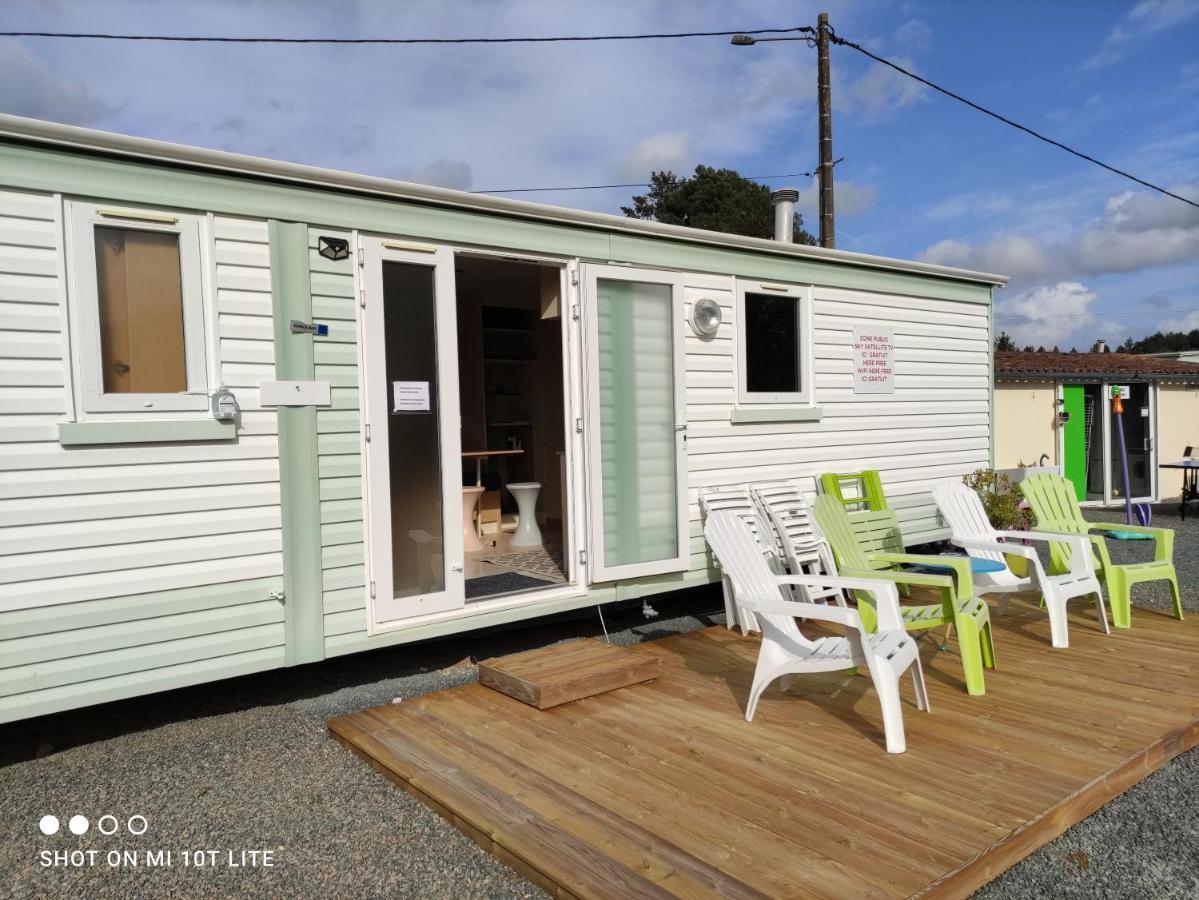 Camping Du Puy Rond Bressuire Exterior photo